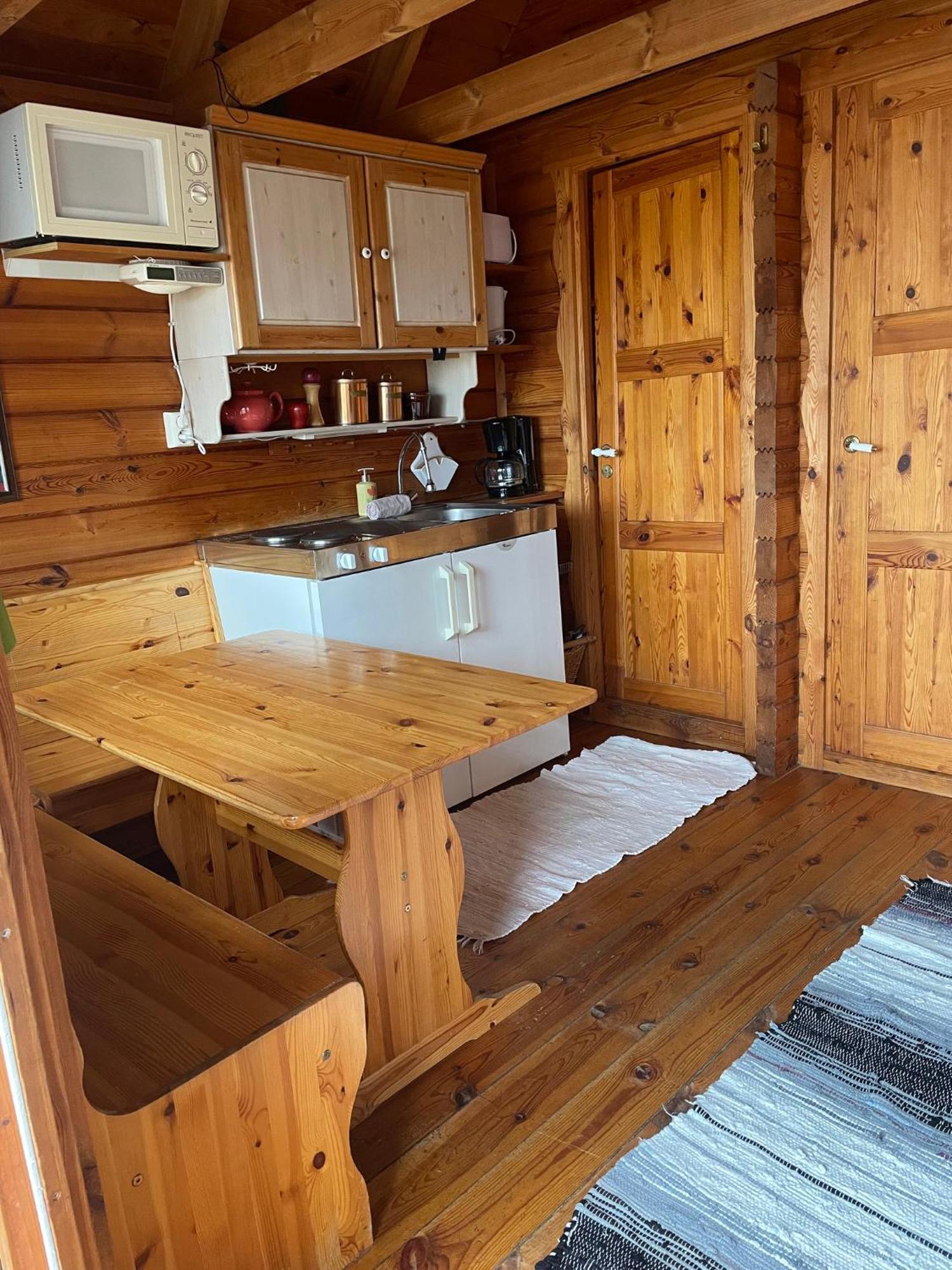 Kaldbaks-Kot Cottages フーサヴィーク エクステリア 写真