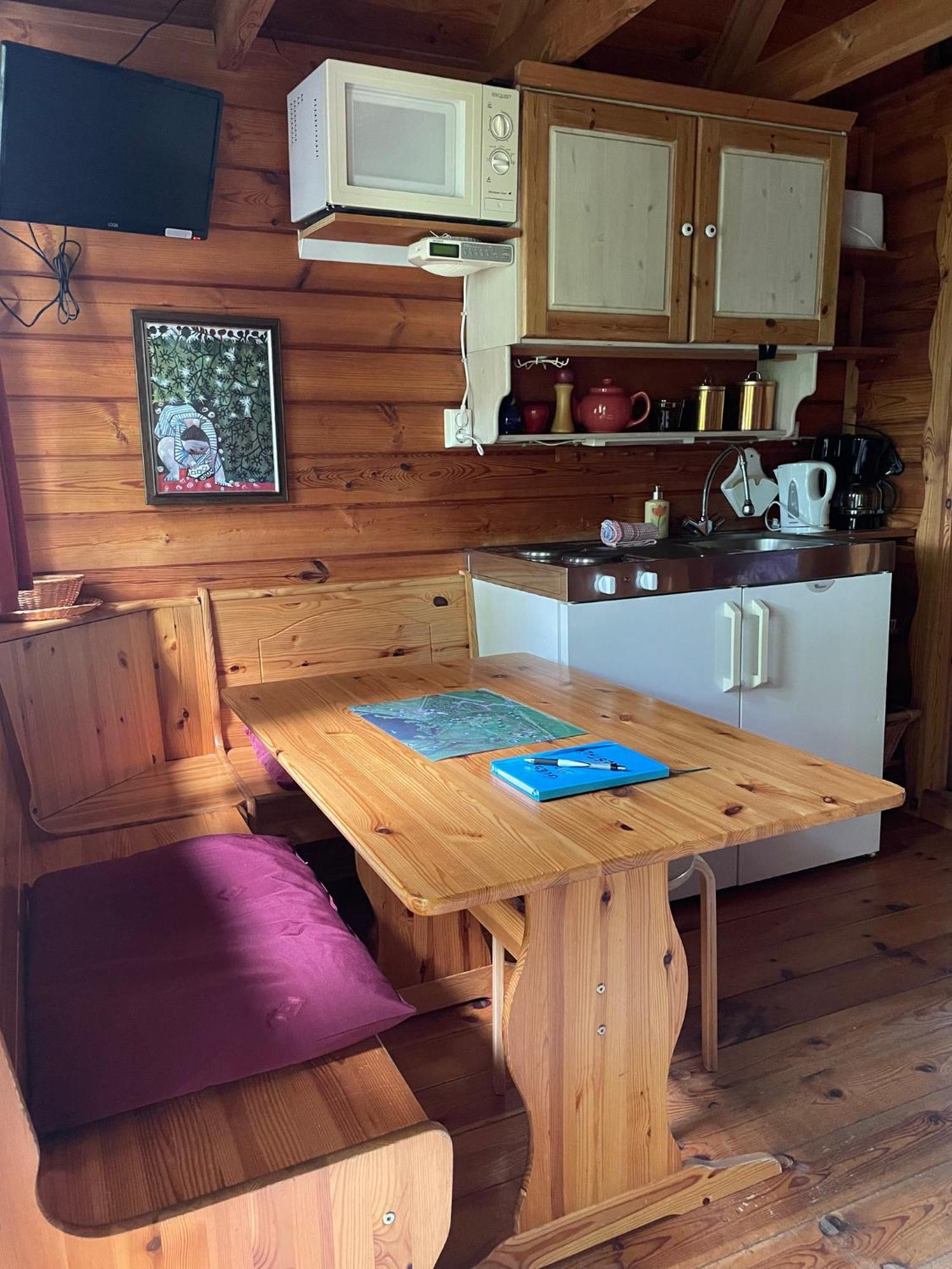 Kaldbaks-Kot Cottages フーサヴィーク エクステリア 写真